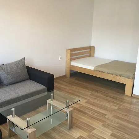 Apartamencik Homestay